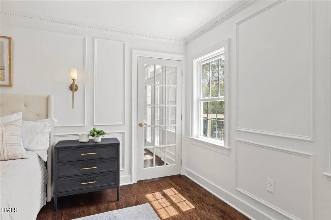 Photo of 419 Eagle Point Road