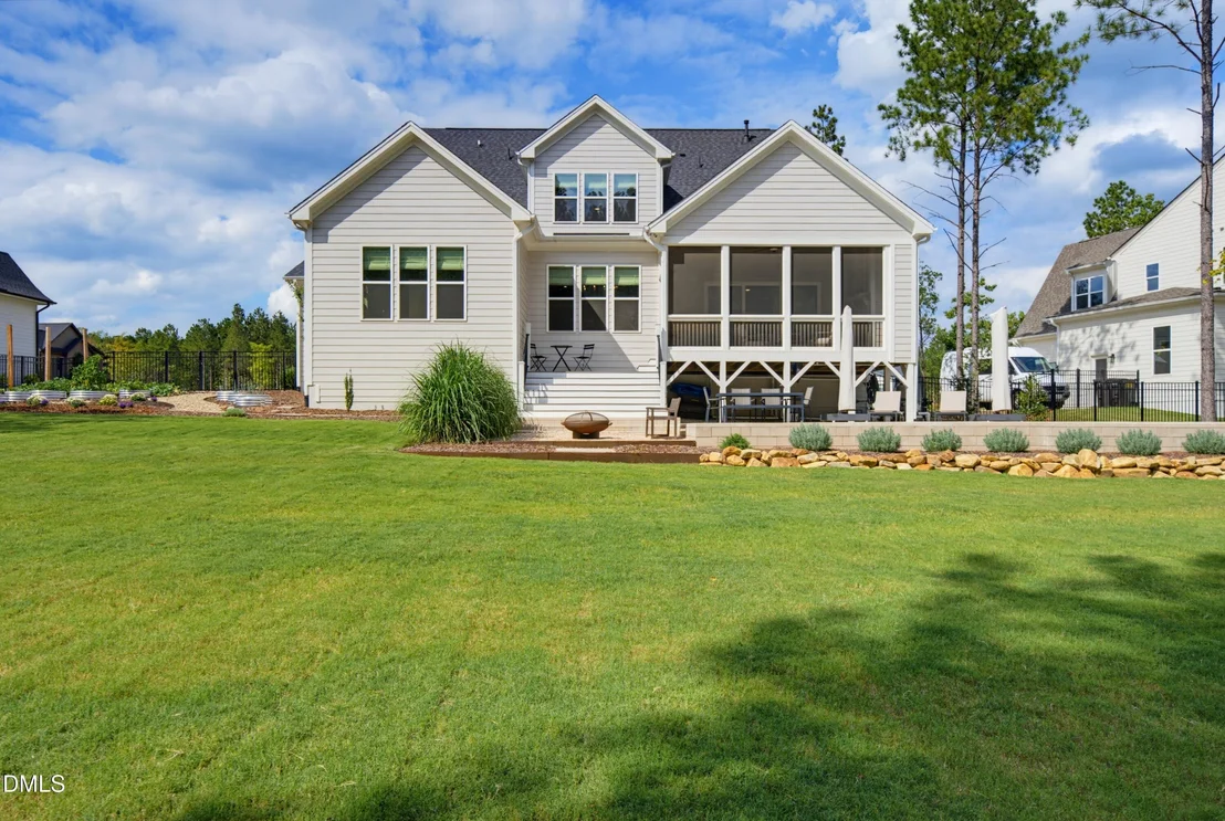 Photo of 40 Spanish Oak Drive