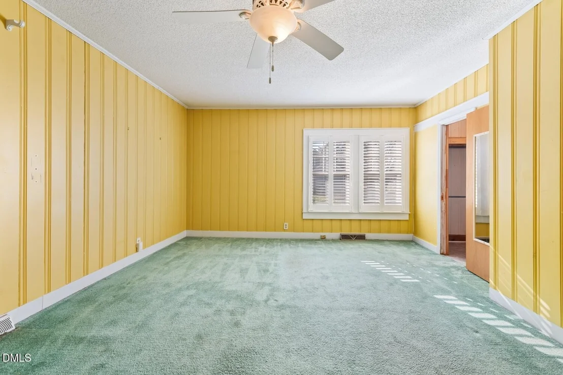 Photo of 1146 Rogers Road