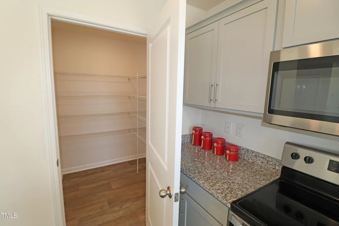 Photo of 5445 Carolines Way