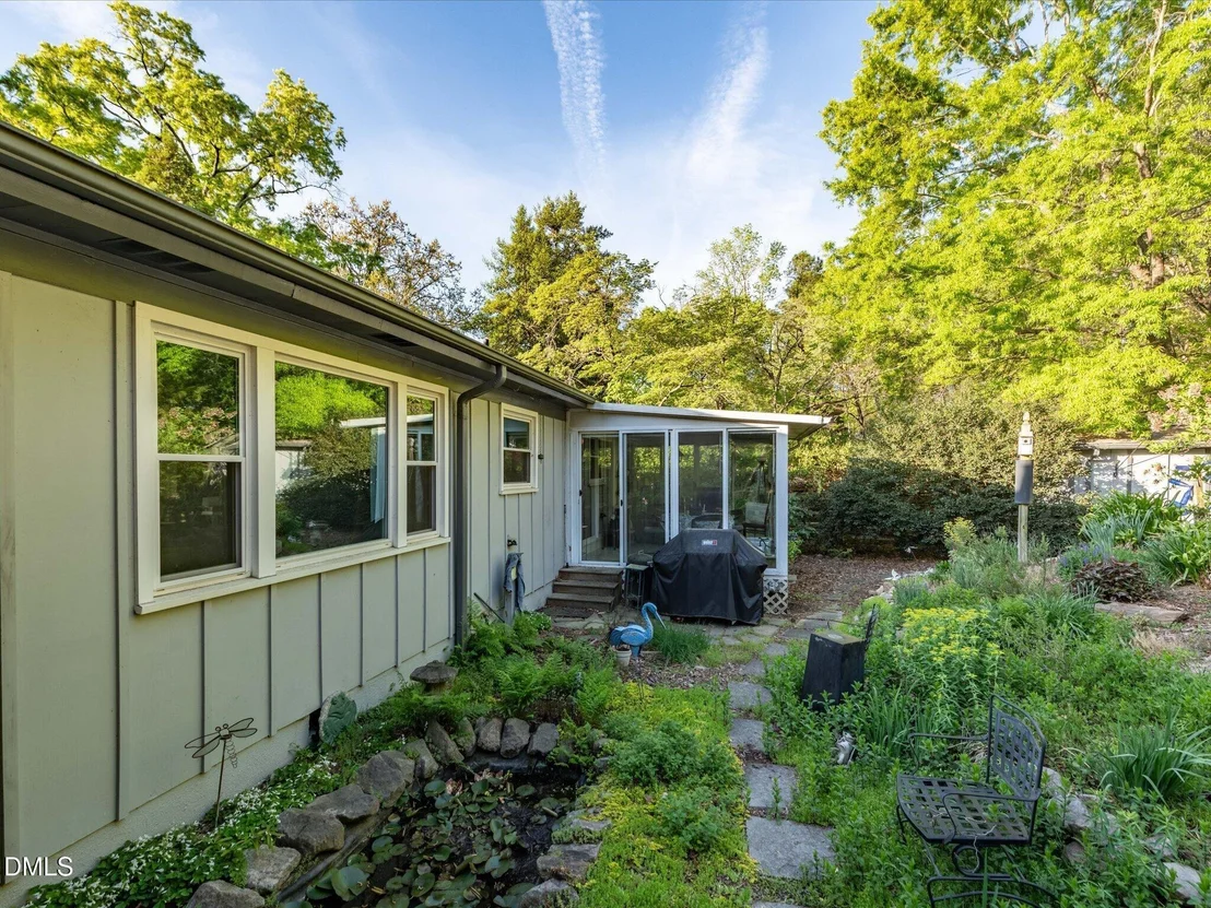 Photo of 2213 Timberlake Drive