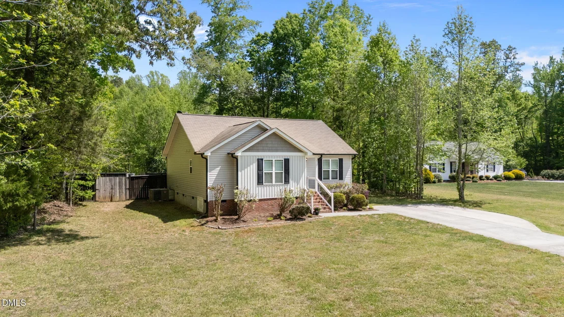 Photo of 512 Bragg Lane