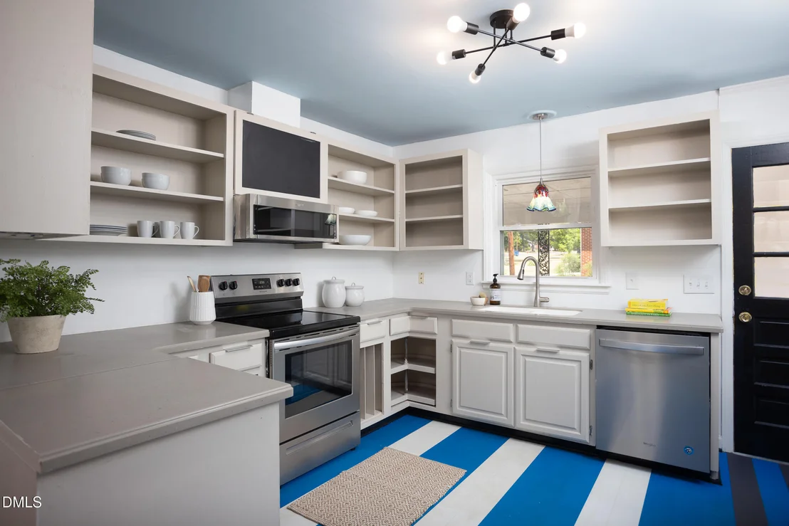 Photo of 135 Argonne Drive