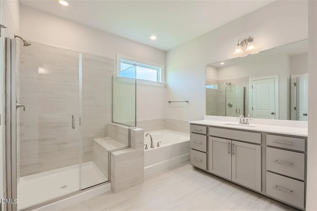 Photo of 124 Fablewood Trail