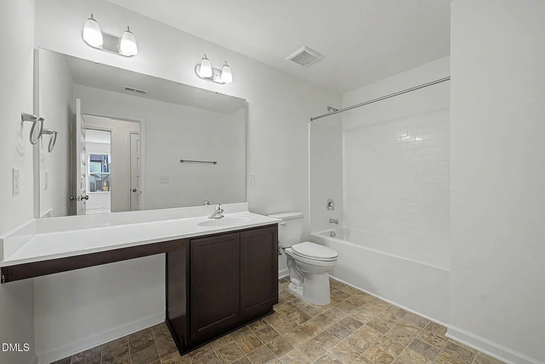 Photo of 417 Marthas View Way