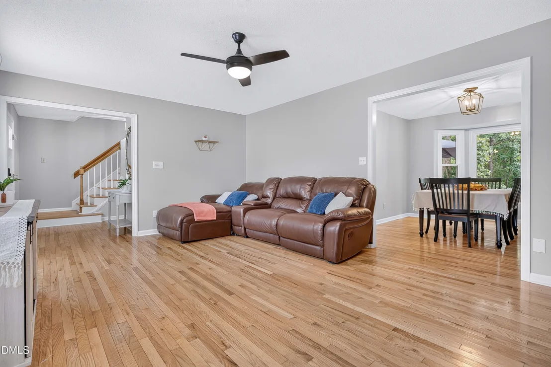 Photo of 908 Clifford Drive