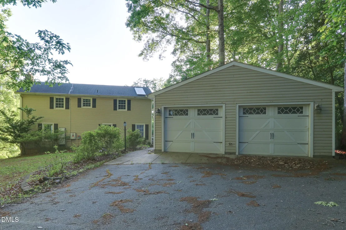 Photo of 6109 Riverside Drive