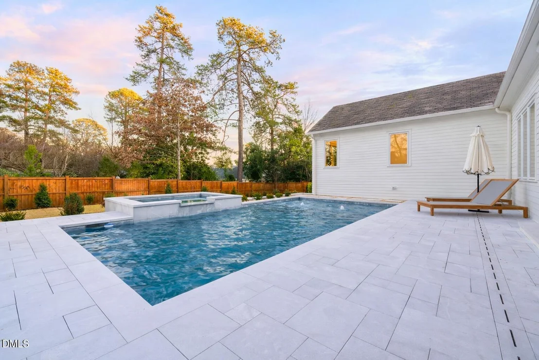Photo of 2108 Ridge Road