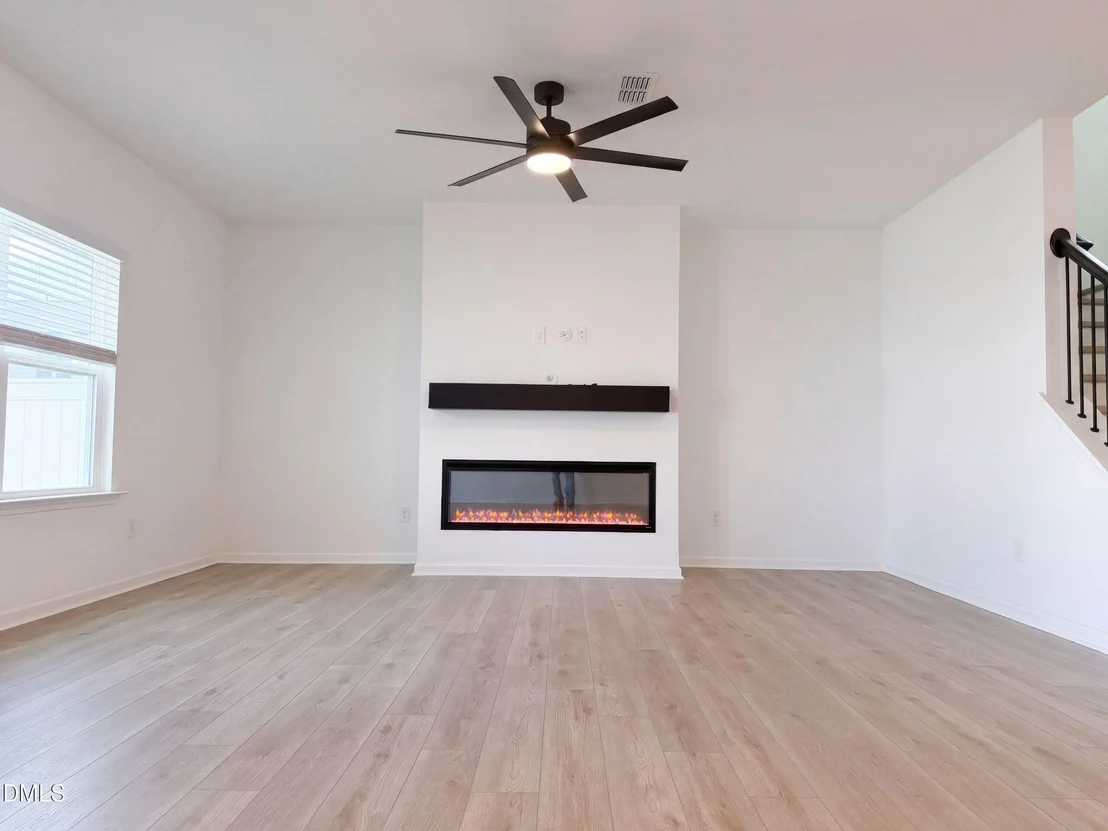 Photo of 109 S Stonemill Trail