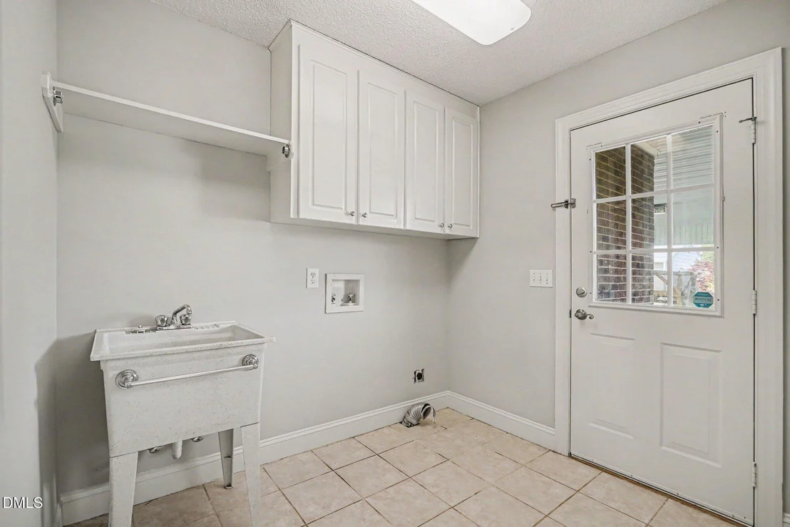 Photo of 1025 Long Branch Road