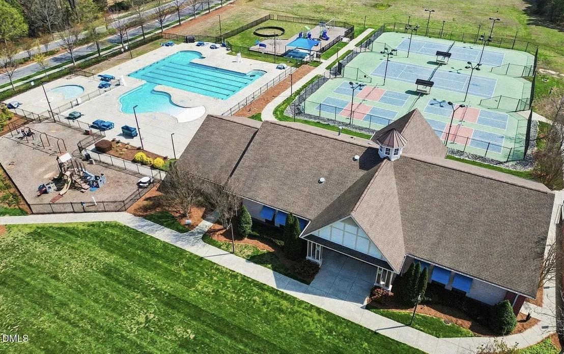 Photo of 1801 Round Rock Boulevard