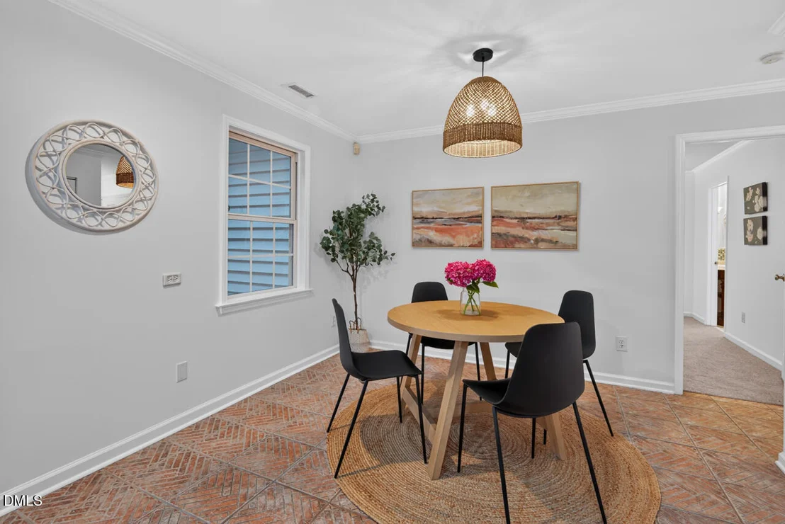 Photo of 2210 Parkside Drive