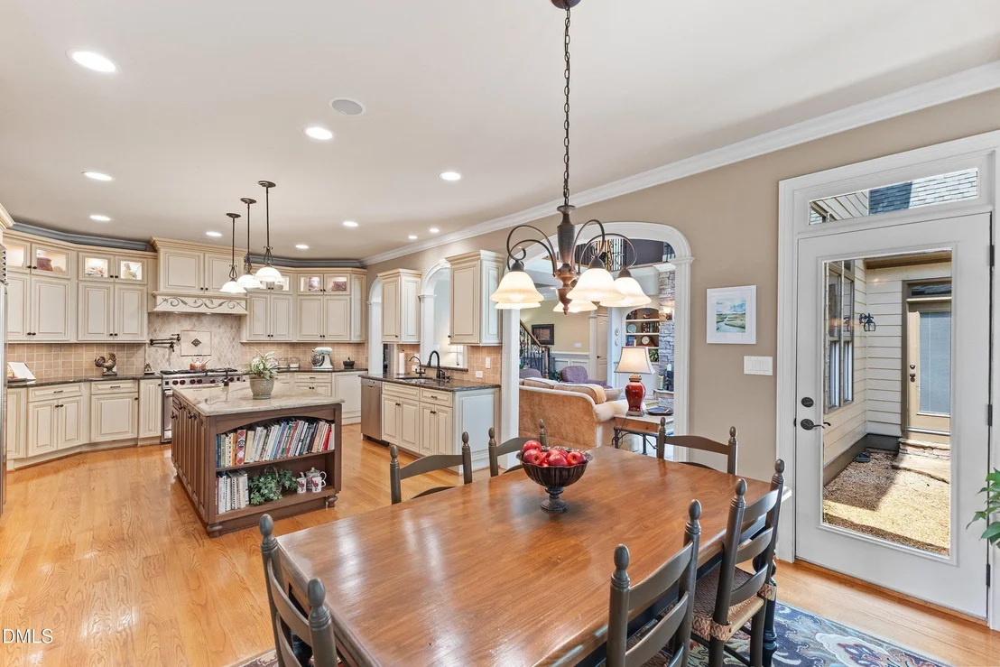 Photo of 6633 Rest Haven Drive