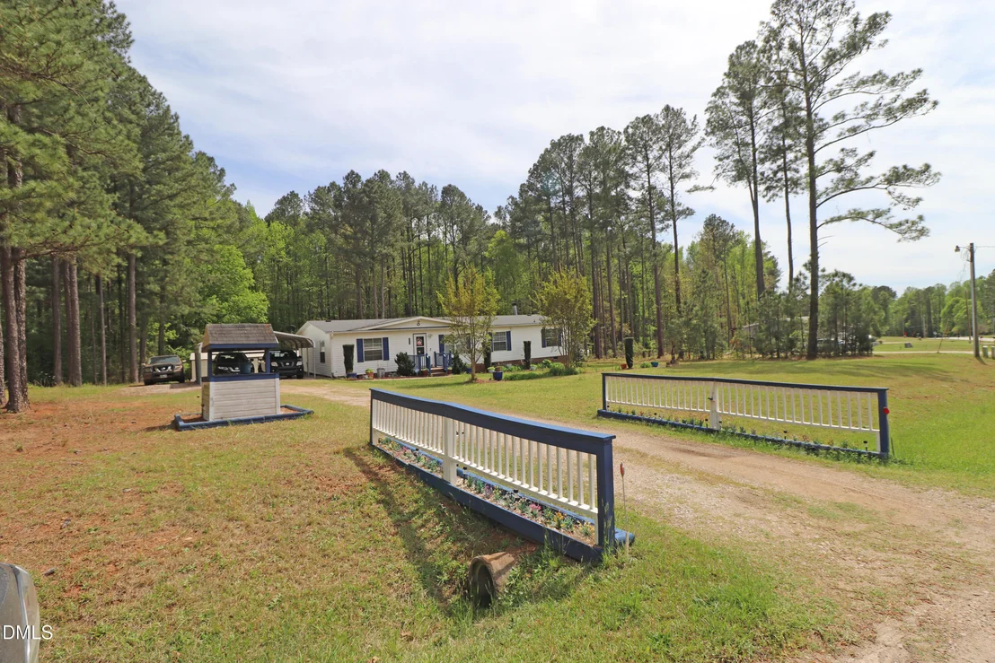 Photo of 12437 Selma Road