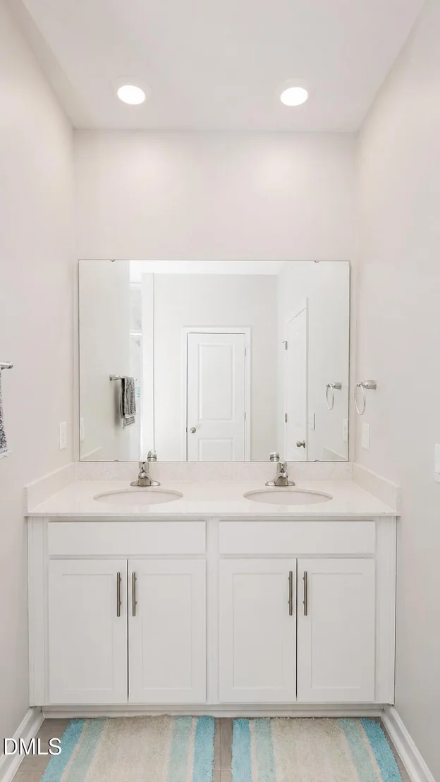 Photo of 222 Lothian