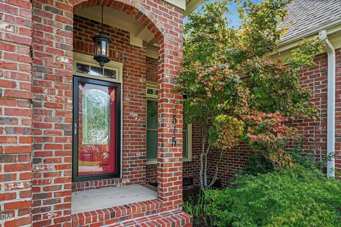 Photo of 515 Whispering Pines Drive