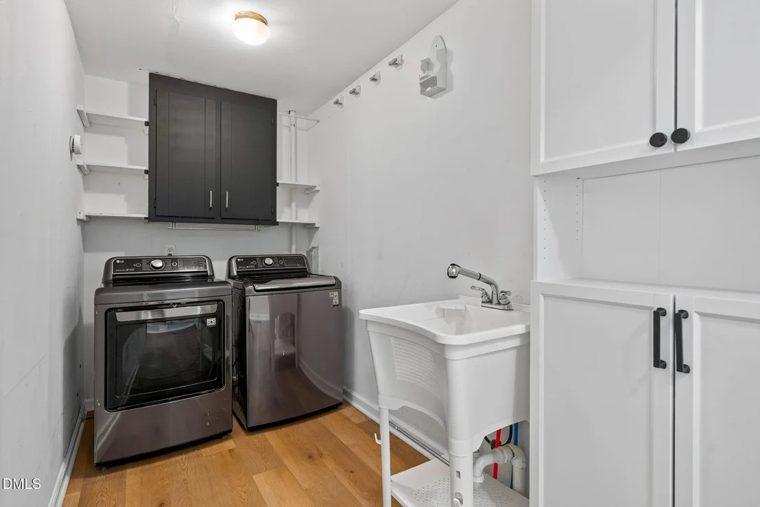 Photo of 5605 Genesee Drive