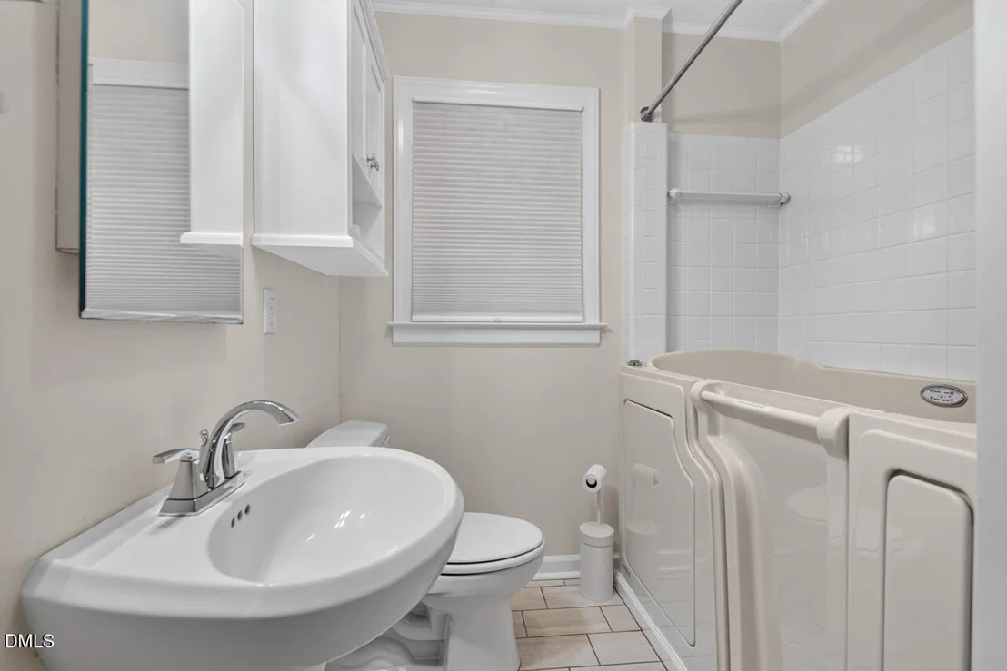 Photo of 13 Winthrop Court