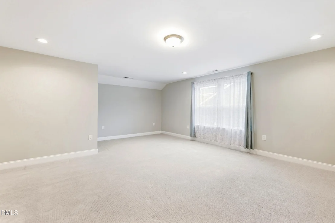 Photo of 1106 Pondfield Way