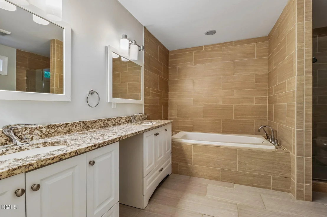 Photo of 228 Jansmith Lane
