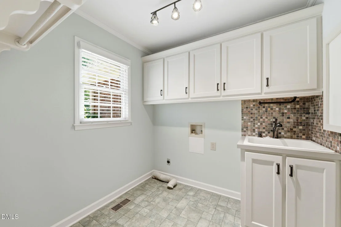 Photo of 2915 Truitt Drive