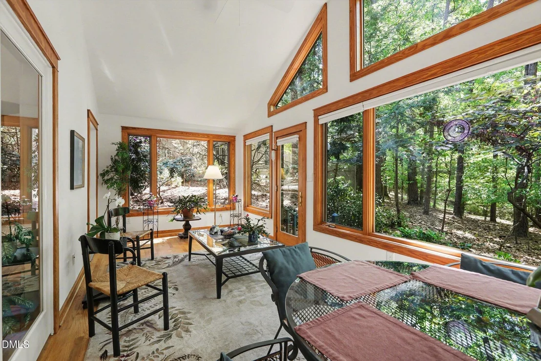 Photo of 223 Windlestraw