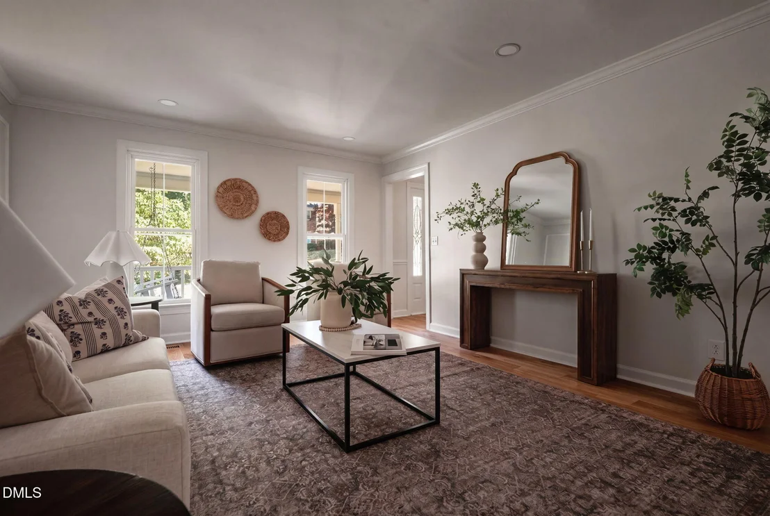 Photo of 815 Northwoods Drive