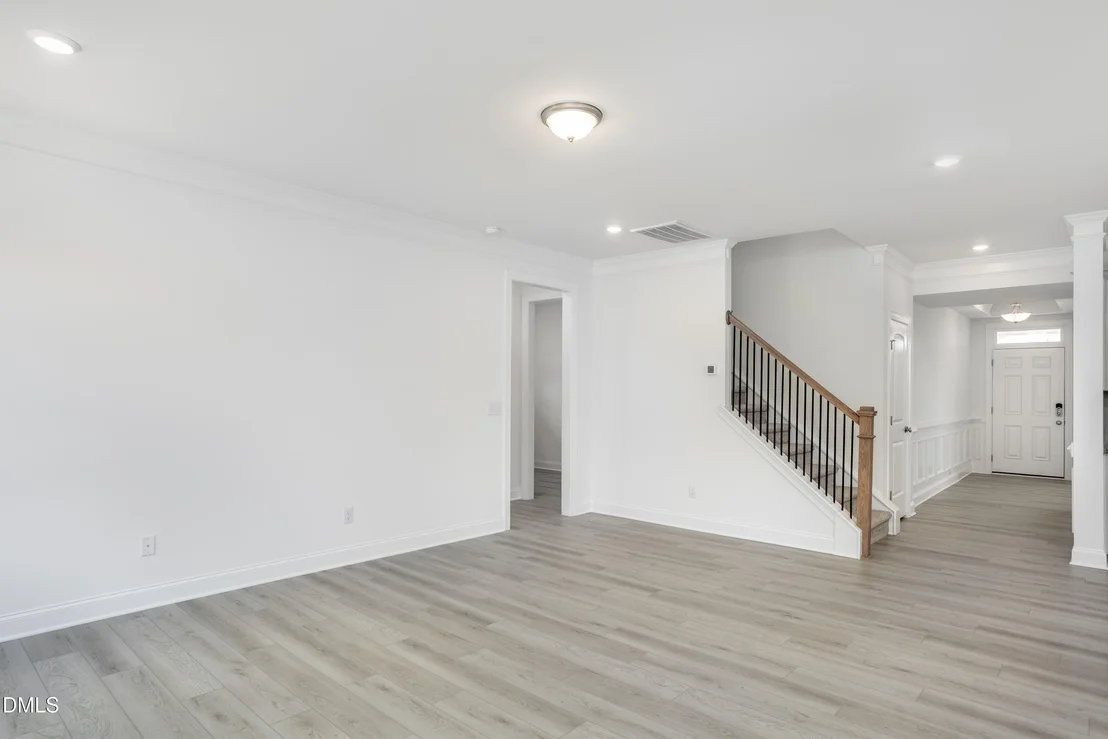 Photo of 216 Cedar Ridge Trl