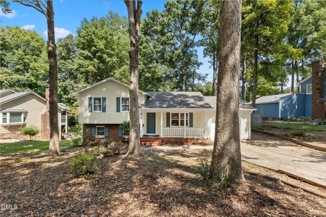 Photo of 216 Trillingham Lane