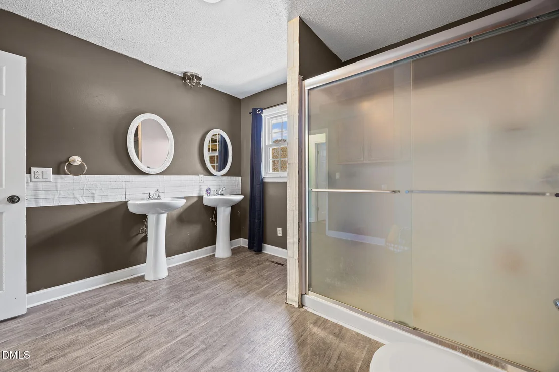 Photo of 750 Greenleaf Road