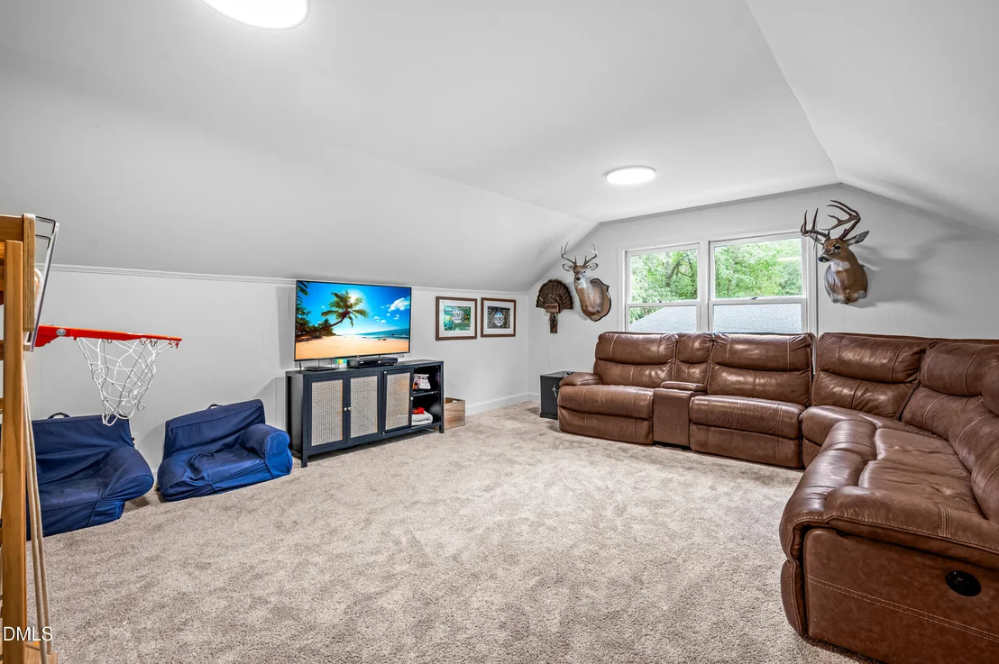 Photo of 1110 Chestnut Drive