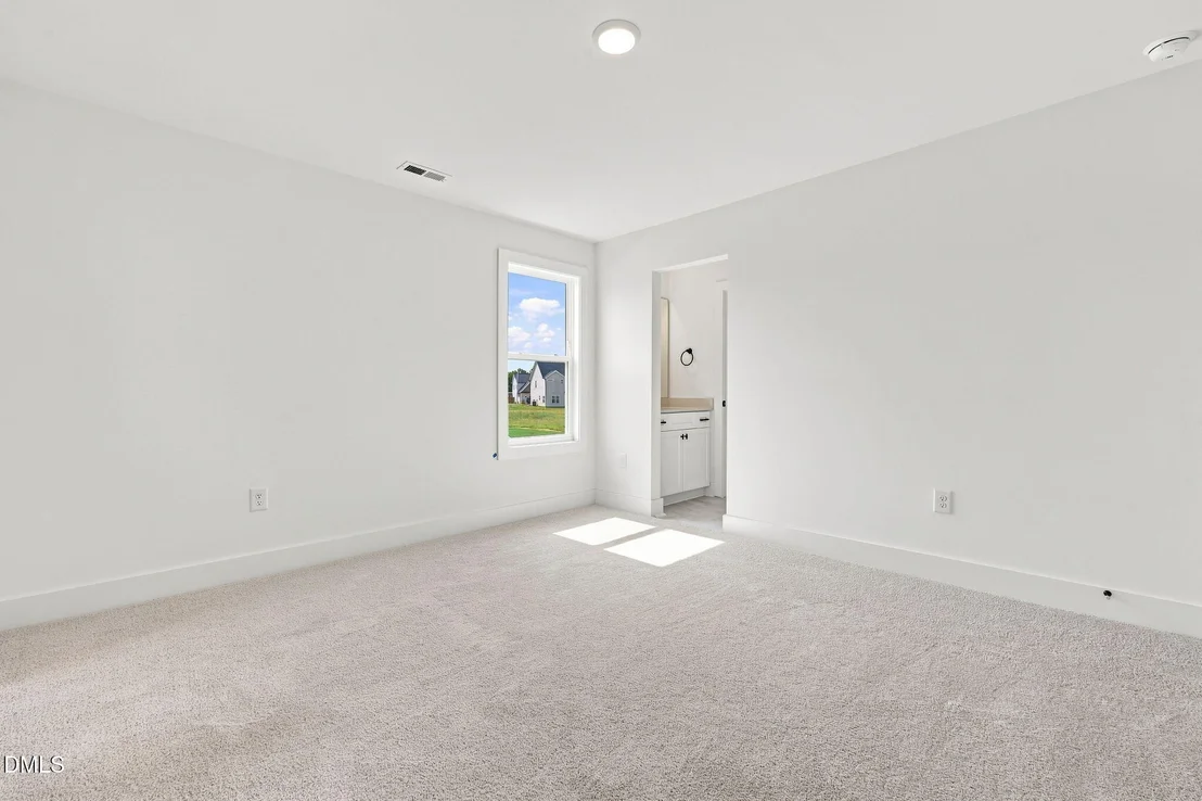 Photo of 155 Grinnell Loop
