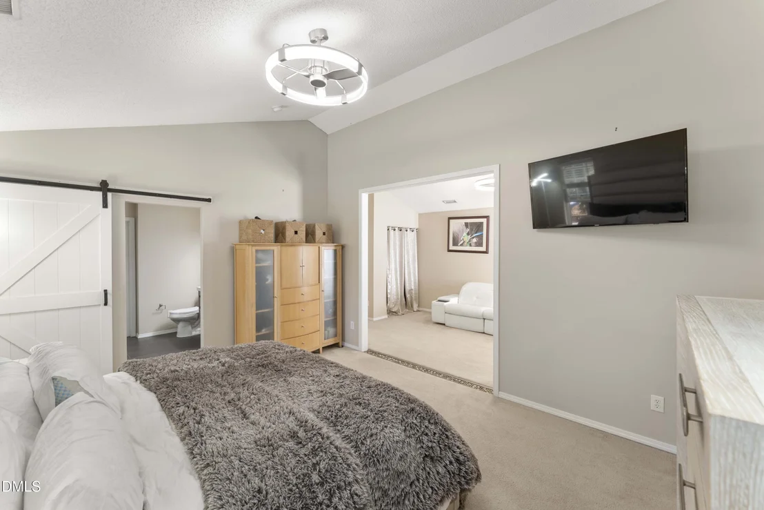Photo of 3045 Buttonwood Lane