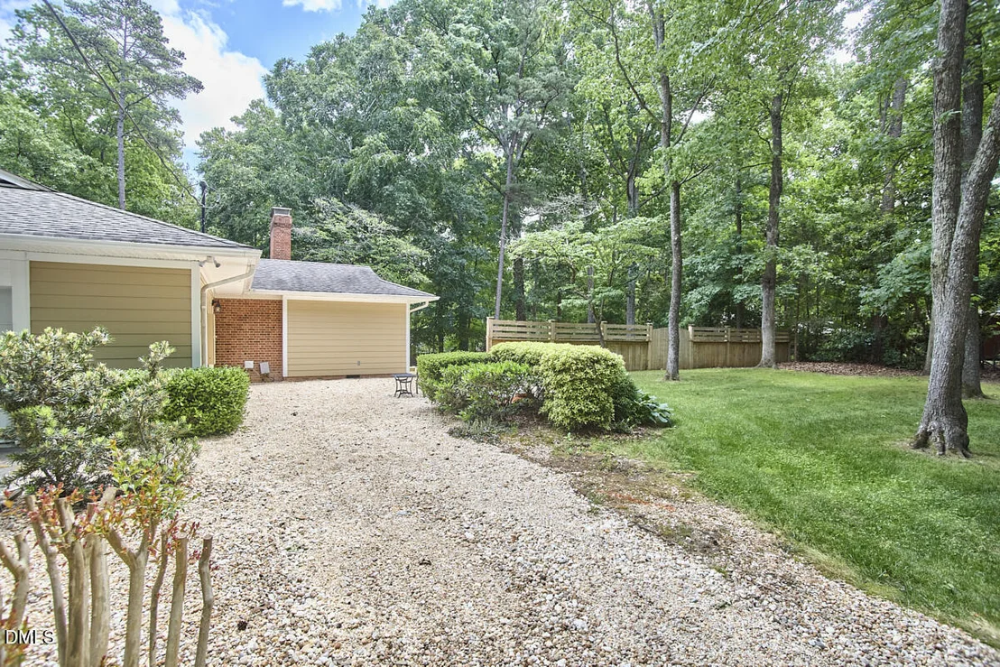 Photo of 3815 Swarthmore Road