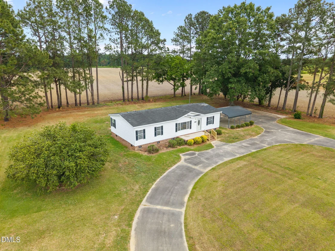 Photo of 8540 Godwin Falcon Road