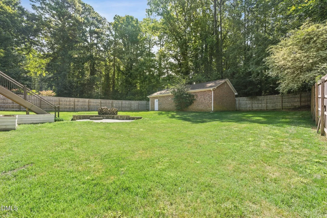 Photo of 2103 W Marilyn Circle