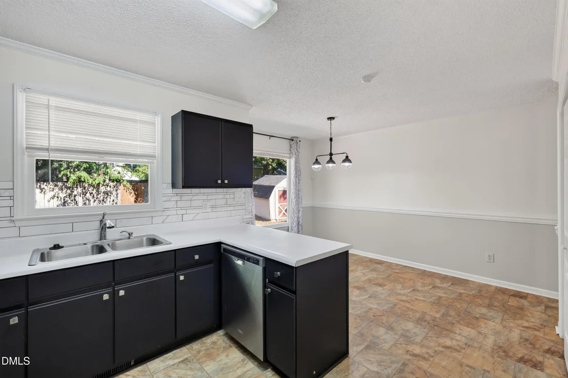 Photo of 208 Crosspine Drive