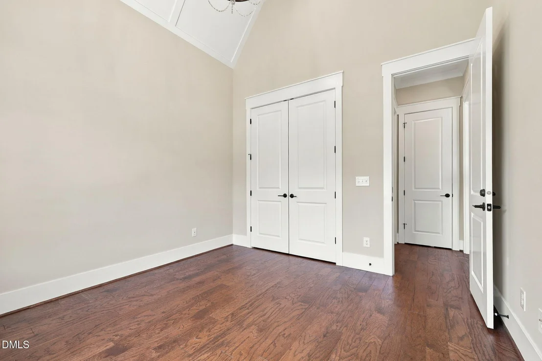 Photo of 1221 Perry Bluff Drive