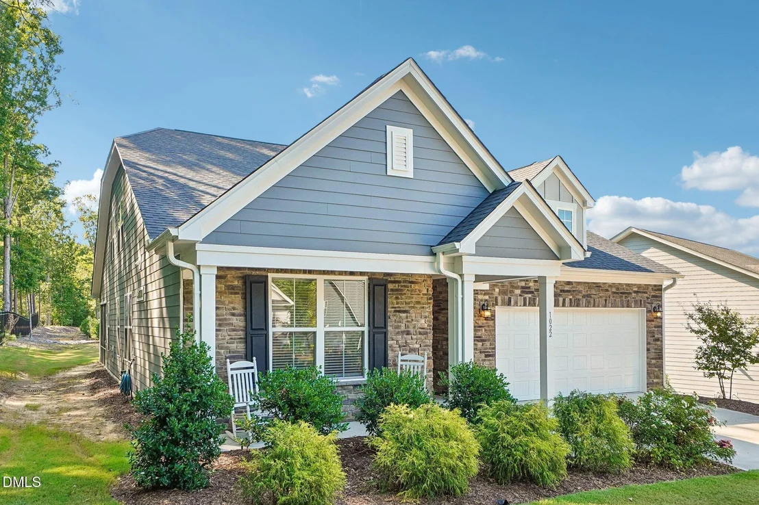 Photo of 1022 Hillside Falls Drive