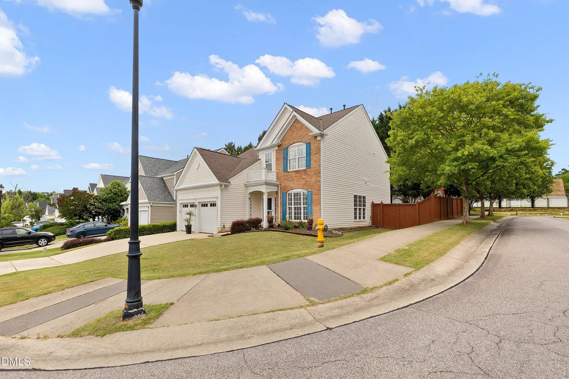 Photo of 7400 Silver View Lane