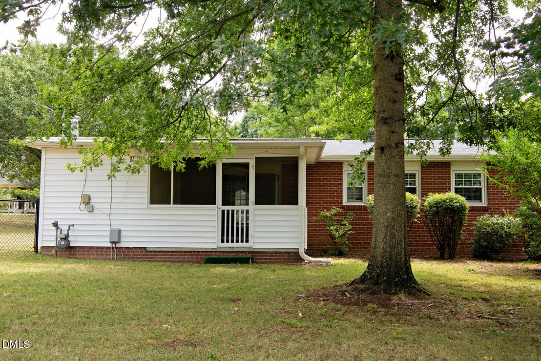 Photo of 731 Oakgrove Drive