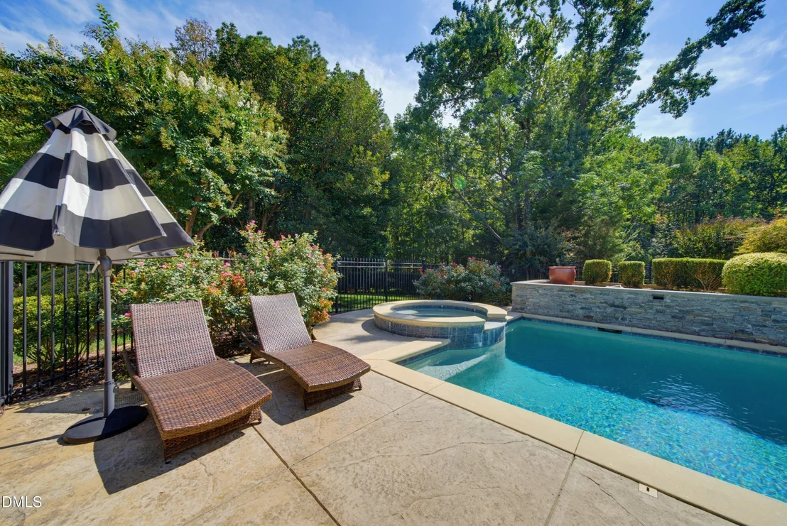 Photo of 6592 Wakefalls Drive