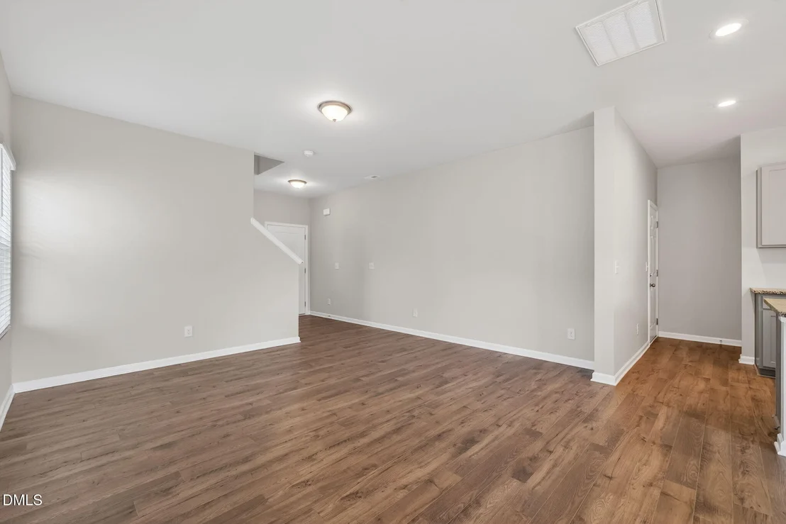 Photo of 87 Stout Landing