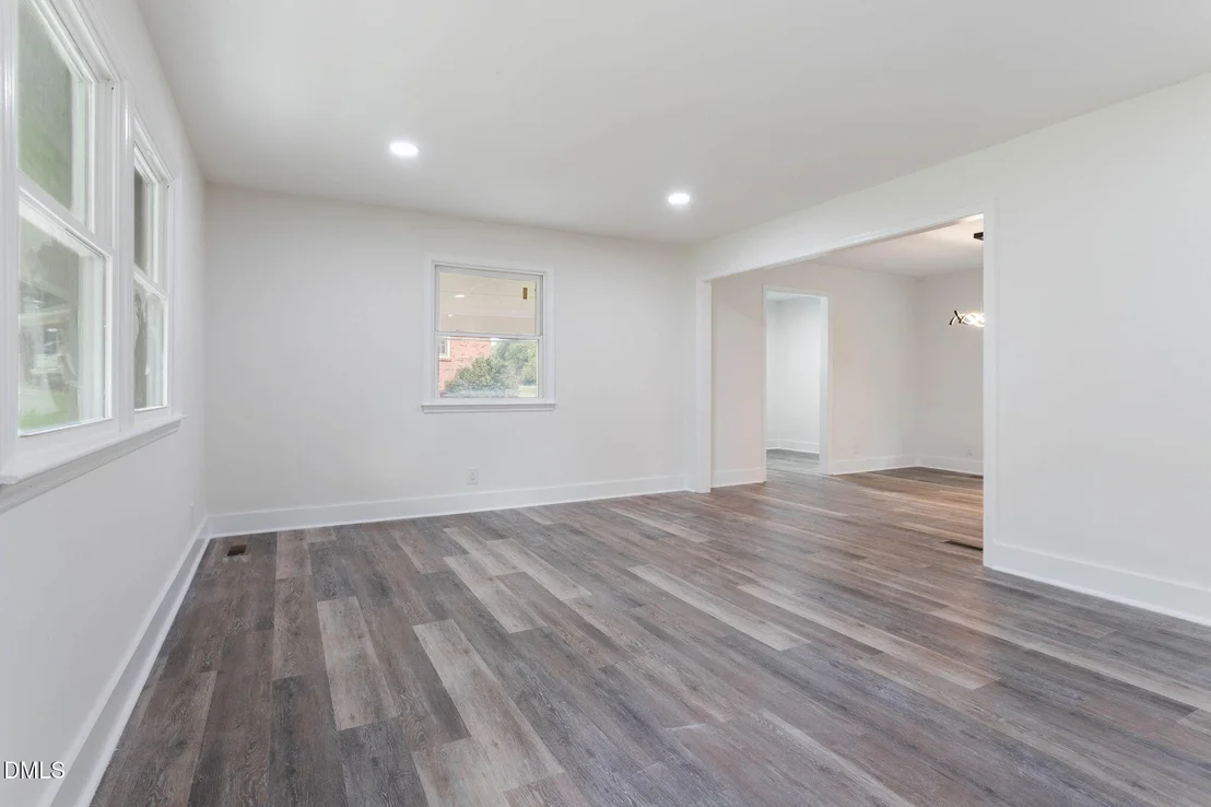 Photo of 603 Sagefield Way