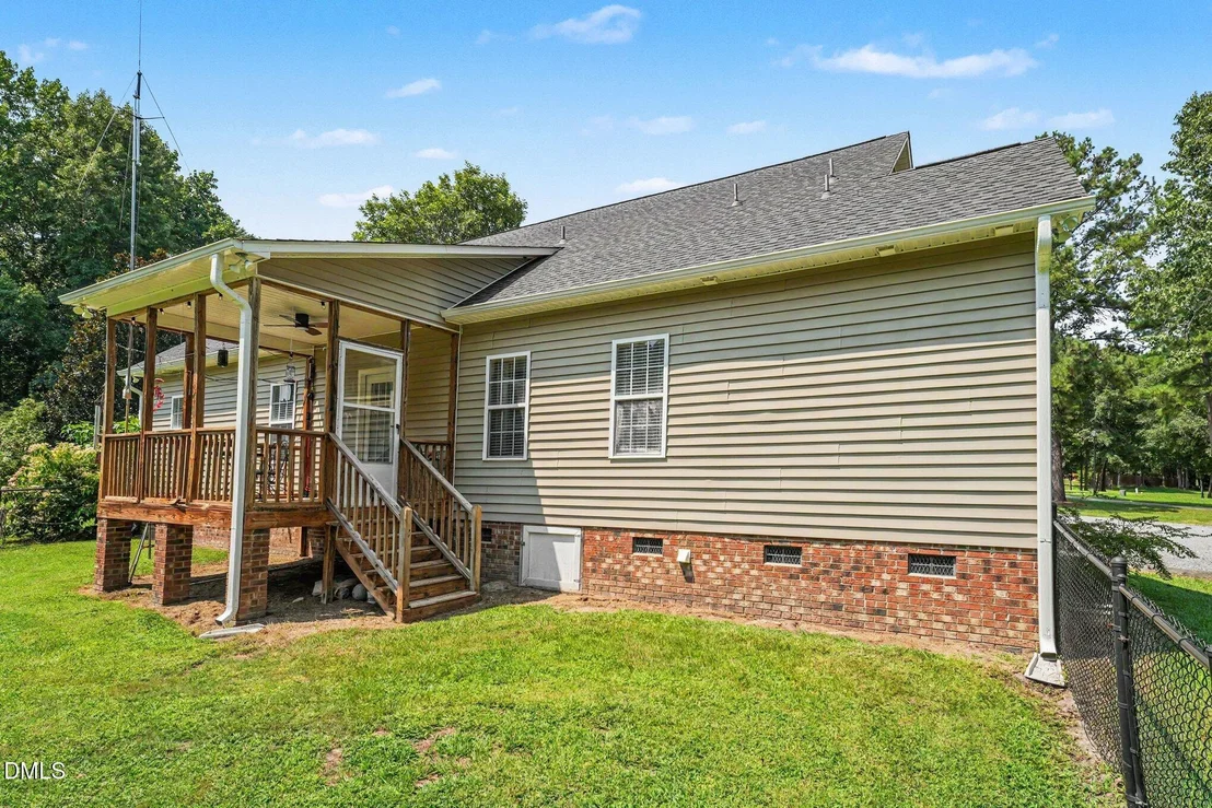 Photo of 492 Tomahawk Drive