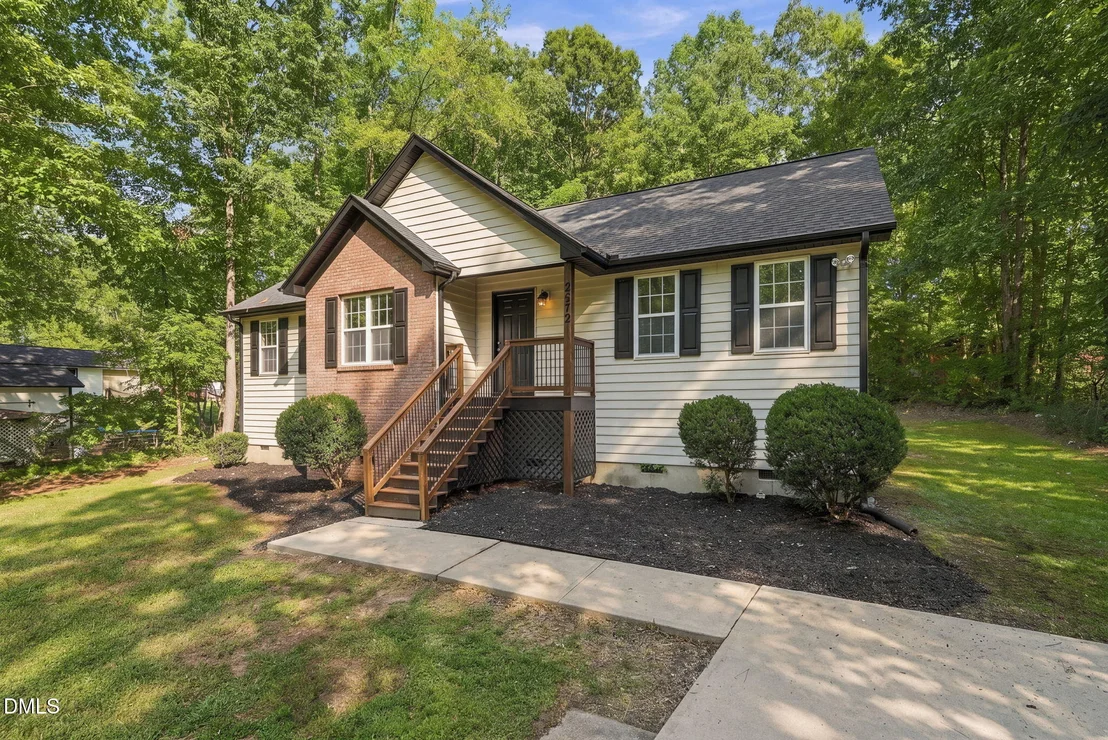 Photo of 2572 Chadwick Place