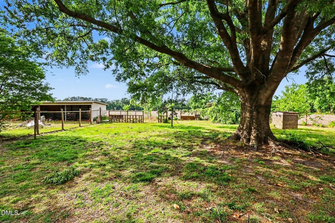 Photo of 875 Wynn Road