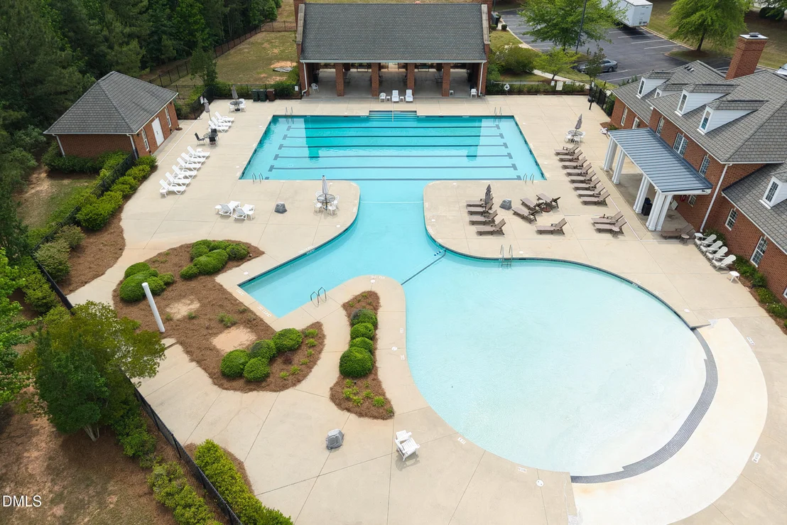 Photo of 200 Sutherland Drive