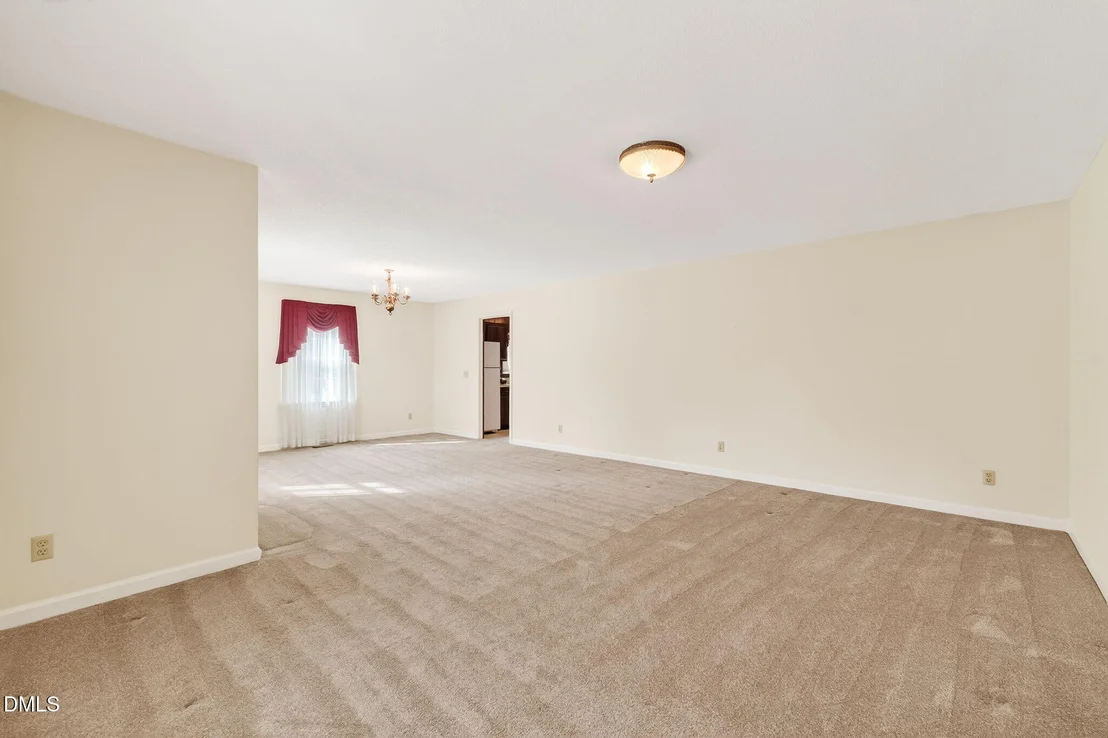 Photo of 808 Chestnut Drive