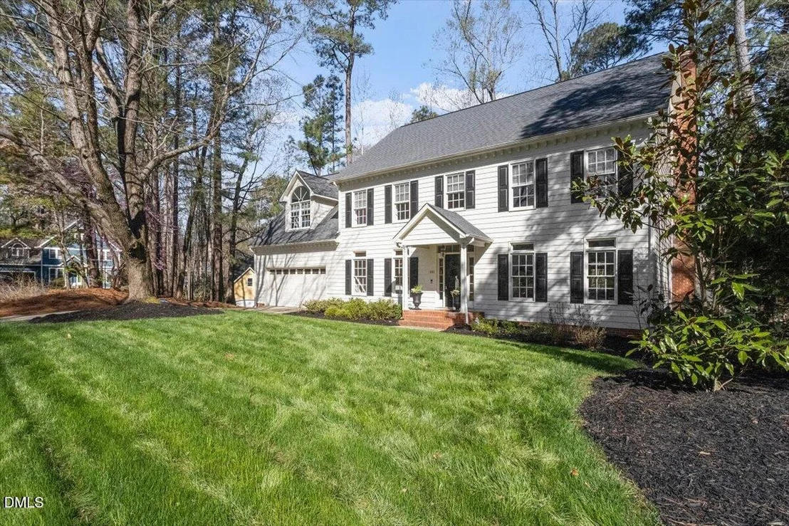 Photo of 101 Colburn Point